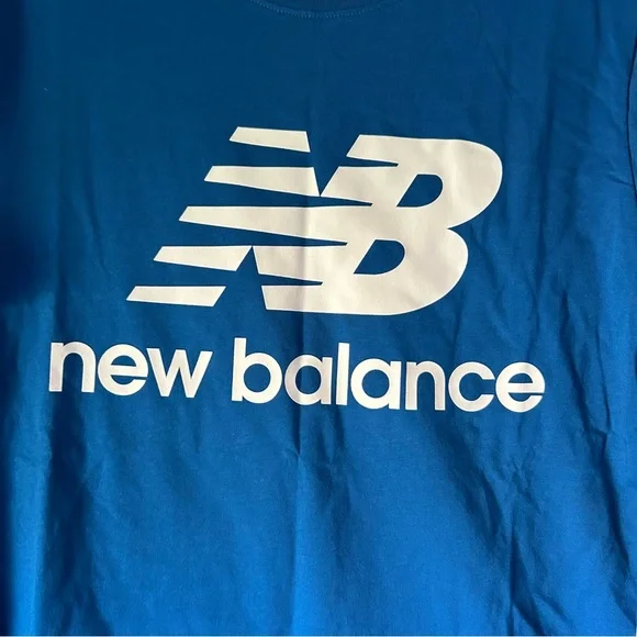New Balance Men's NB Essentials Stacked Logo Short Sleeve - New With Tags - Picture 10 of 10